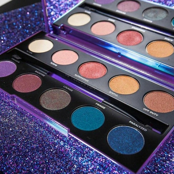 🔺BOGO HALF OFF🔺Urban Decay Afterdark palette - Picture 4 of 8